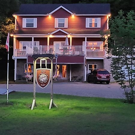 Gite Le Tresor Cache Bed & Breakfast Chelsea Екстер'єр фото