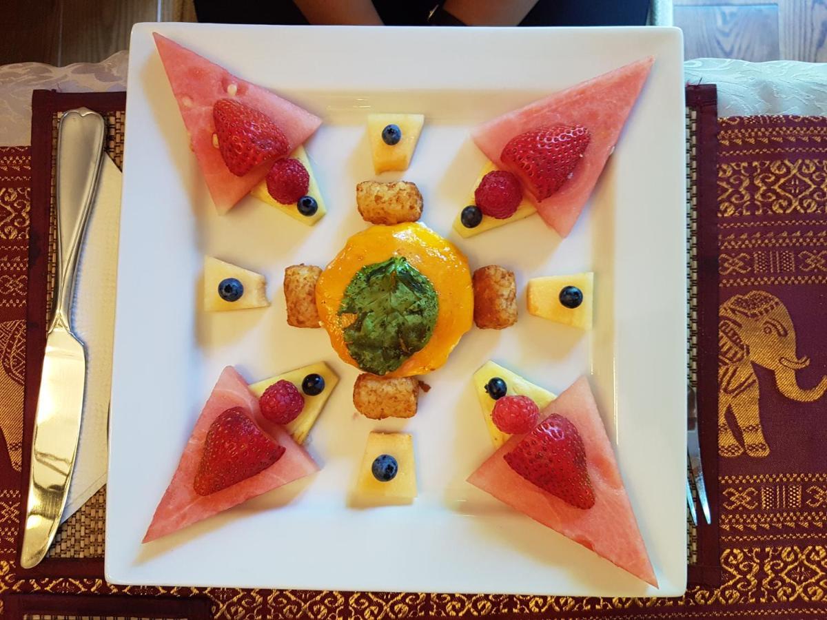 Gite Le Tresor Cache Bed & Breakfast Chelsea Екстер'єр фото